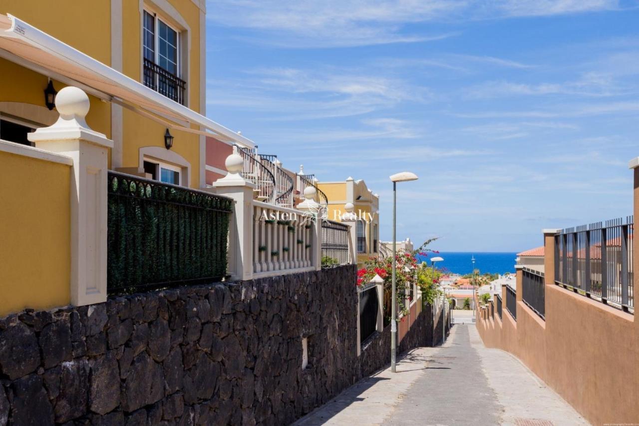 Paraiso Palm Mar Beautiful & Bright Renovated Apartment With Air Conditioning Exterior photo