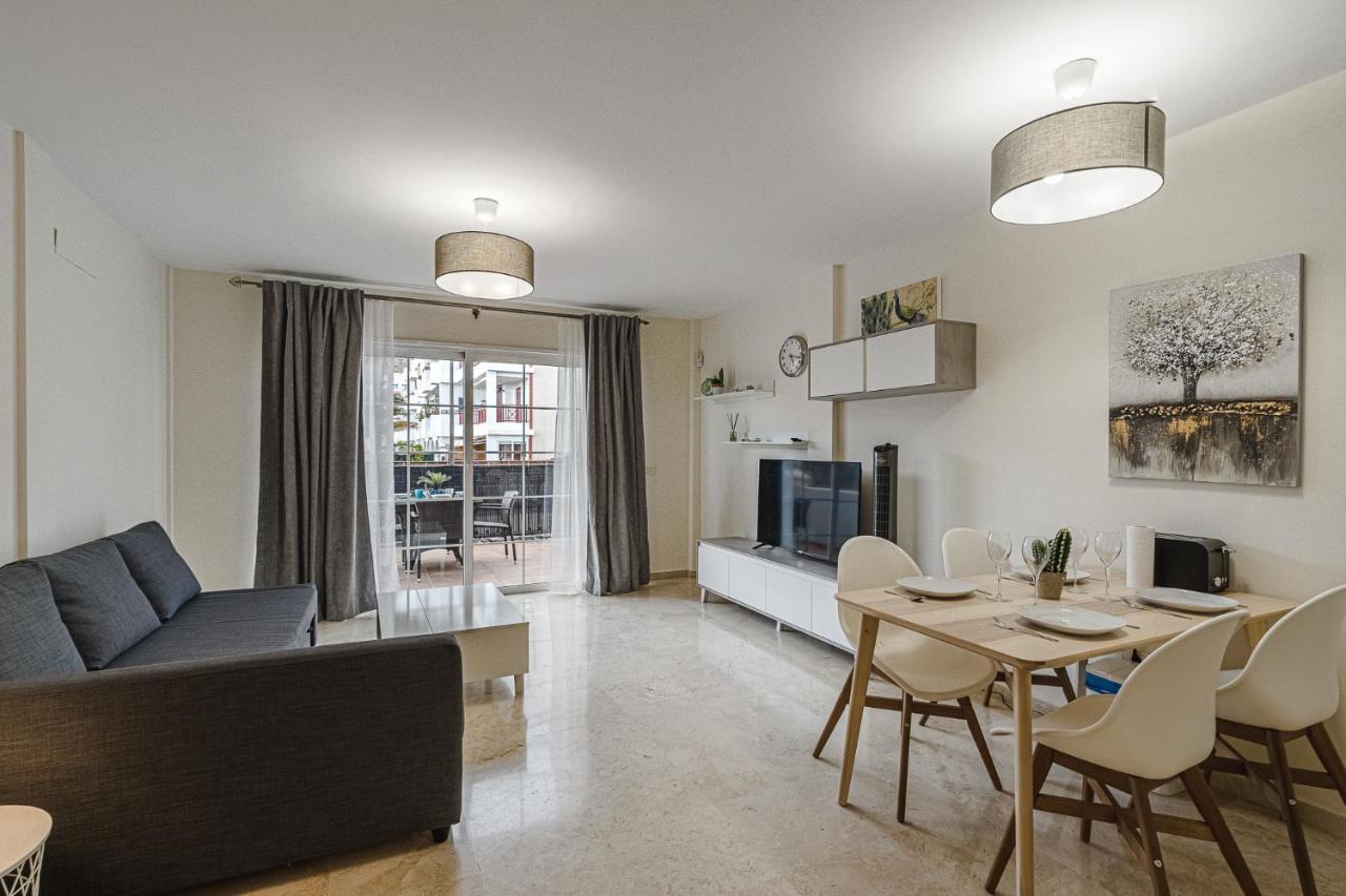 Paraiso Palm Mar Beautiful & Bright Renovated Apartment With Air Conditioning Exterior photo