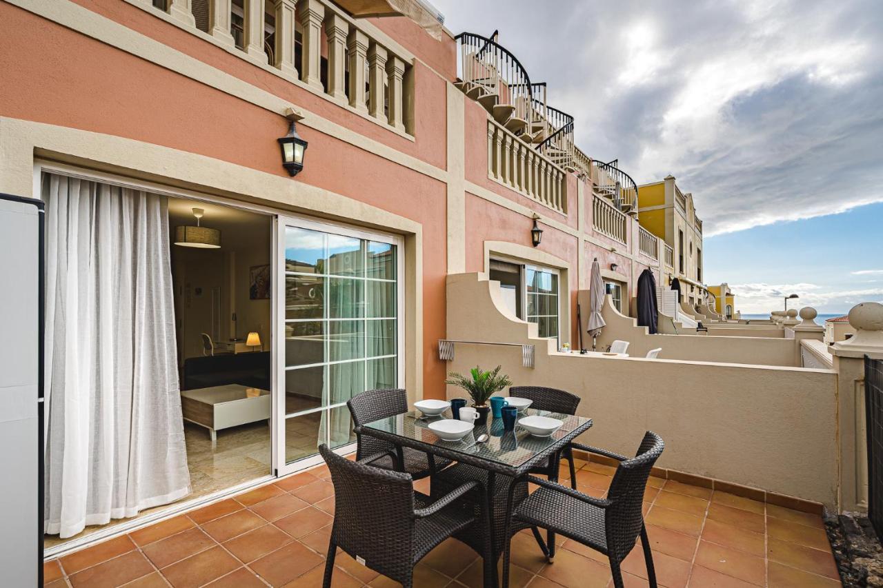 Paraiso Palm Mar Beautiful & Bright Renovated Apartment With Air Conditioning Exterior photo